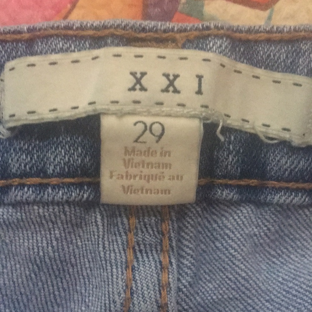 XX1 Frayed Cut off Jeans Size 29 Versatile Look - Picture 3 of 8